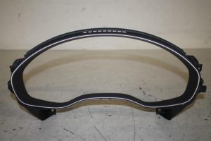 17811422 – 4G1857115B6PS – Kilometerteller sierlijst