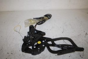 17816692 – 8F0871350B – Convertible top hinge