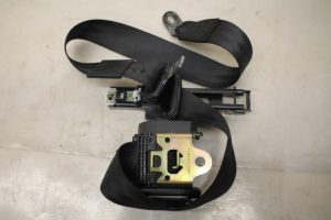 17796611 – 4B0857705AV04 – Veiligheidsgordel links-voor