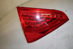 17829863 – 8T0945093C – Taillight, left