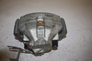 17806735 – 8E0615124A – Bremszange rechts vorne