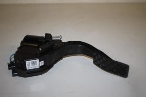 17825438 – 4M1723523D – Gaspedaal