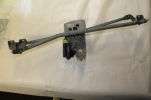 17786167 – 4A1955113C – Ruitenwismotor+Mechaniek