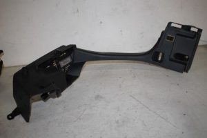 17822450 – 5G6867762J82V – Steun (diversen)