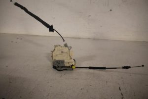 17811268 – 8J1837016C – Deurslot Mechaniek 4Deurs rechts-voor