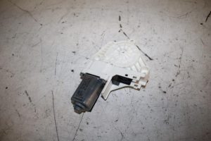 17813277 – 8T0959801B – Door window motor