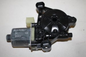 17820062 – 5Q0959802 – Raammotor Portier