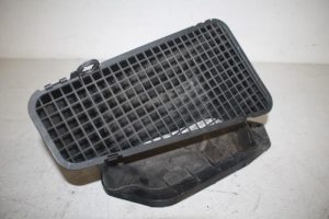 17807986 – 8K1819904A – Luchtgeleider