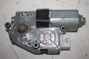 17809551 – 8V3959591 – Schuifdak Motor
