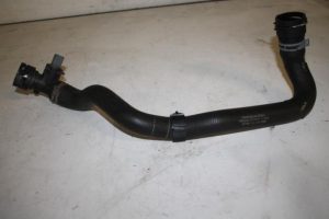 17827314 – 8K0121049AE – Kühlerschlauch