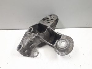 18156733 – 8E0199351M – Motorsteun