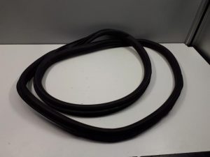 19332238 – 4F5827705B – Achterkleprubber