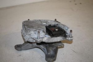 17804793 – 4G0399153A – Getriebe Halterung