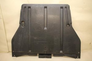 17799706 – 8D0863824 – Beschermplaat bodem