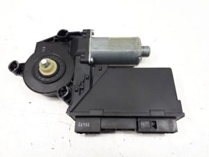 20488935 – 8Z1959802A – Raammotor Portier