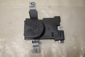 17797538 – 8P4035225D – Antenne Versterker