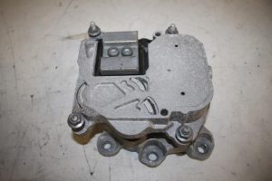 17832083 – 4M0399153L – Getriebe Halterung