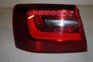 17819149 – 4G9945095D – Taillight, left