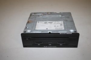 17817262 – 81A035192B – Regelunit Multi Media