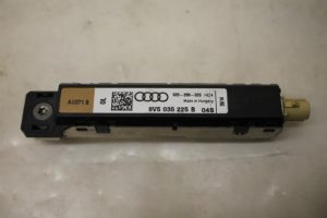 17797855 – 8V5035225B – Antenne Versterker
