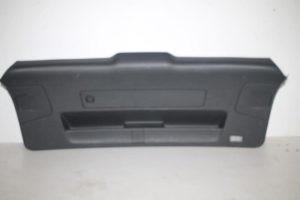 17804490 – 8K98679794PK – Tailgate trim