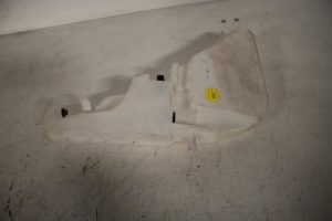 17809133 – 4G8955451F – Front windscreen washer reservoir