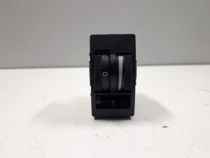 20293109 – 8L0919094AB98 – Schakelaar Koplamp Ihv