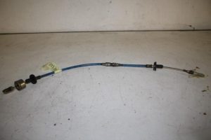 17830991 – 811721335R – Kupplungszug