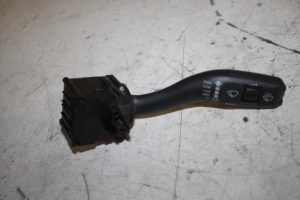 17812121 – 4E0953503F4PK – Ruitenwis Schakelaar