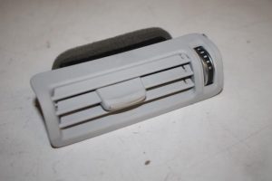 17830933 – 4G0819209EET1 – Air grill side