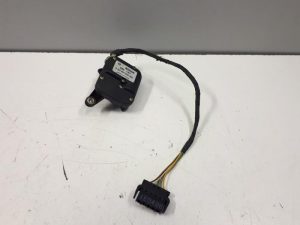 20513922 – 8A1820511C – Kachelklep Motor