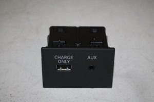 17827667 – 4G0035726 – AUX/USB aansluiting