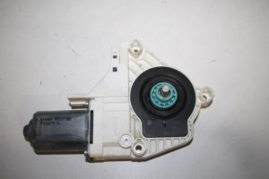 17825870 – 8K0959811C – Door window motor