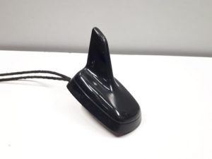 20555124 – 8J8035503A1P9 – GPS antenna