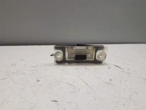 18824300 – 8D9943021 – Kenteken Verlichting