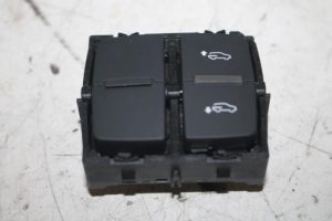 17806925 – 4M0959511E – Schakelaar (diversen)