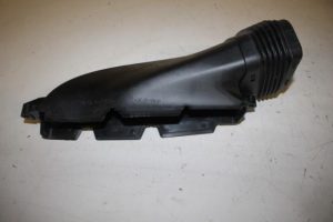 17832123 – 4G0129624D – Ansaugschlauch Luft