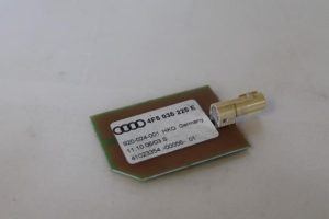 17791685 – 4F5035225E – Antenna