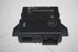 17806591 – 8R0907468N – Gateway module