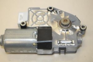 17797164 – 8V3959591 – Schiebedach Motor