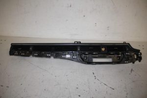 17815477 – 8W2820901C6PS – Luchtrooster Dashboard