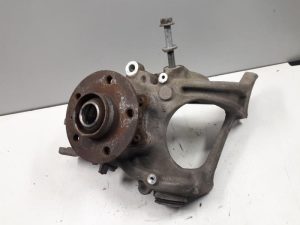 18539445 – 8R0505432F – Fusee rechts-achter