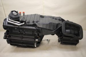 17797740 – 4H1820005H – Heater housing