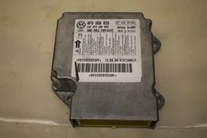 17801401 – 4F0910655 – Airbag Module