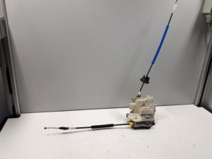 20350152 – 8J2837015C – Deurslot Mechaniek 4Deurs links-voor