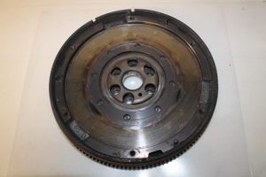 17793758 – 038105266AM – Vliegwiel