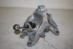 17810967 – 4M0199308AA – Engine mount