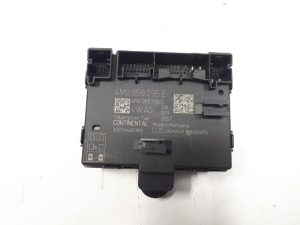 20909737 – 4M0959795E – Centrale Deurvergrendelings Module