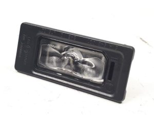 18546464 – 5NA943021 – Registration plate light