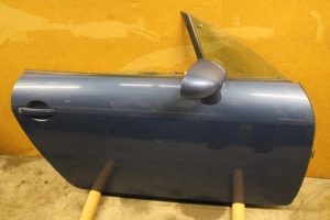 17799359 – 8N0831052C – Portier 2Deurs rechts